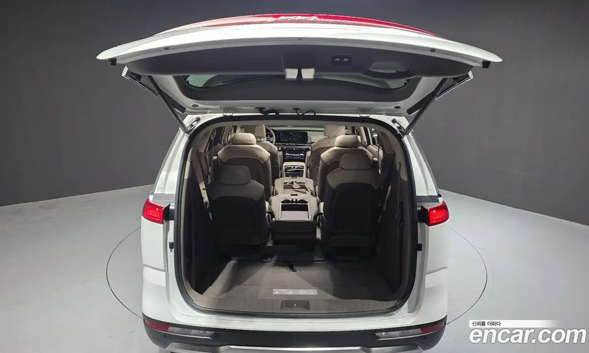 Kia Carnival 2023 3.5 автомат (гидро), фото 20
