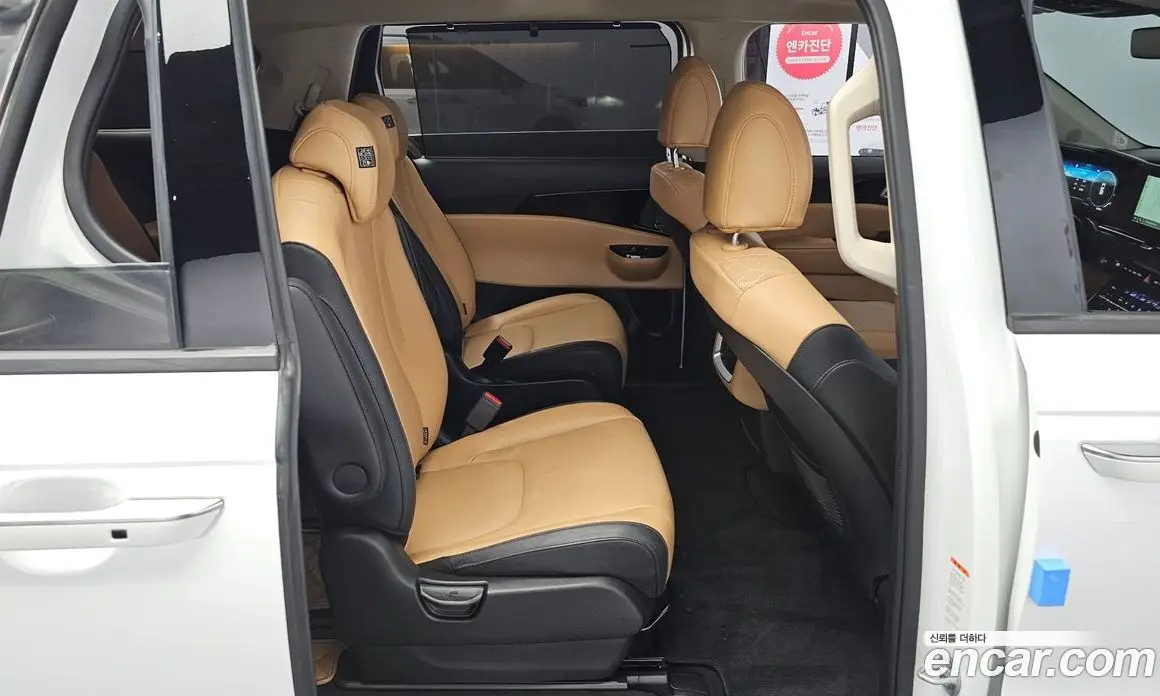 Kia Carnival 2023 3.5 автомат (гидро), фото 16