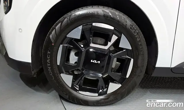 Kia Carnival 2024 1.6 автомат (гидро), миниатюра 5