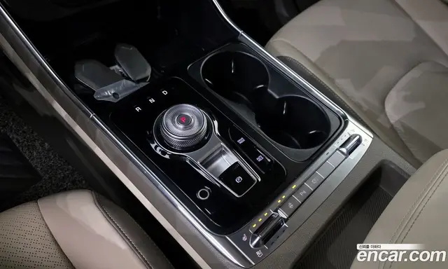 Kia Carnival 2024 1.6 автомат (гидро), миниатюра 9