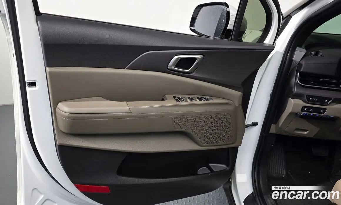 Kia Carnival 2024 2.2 автомат (гидро), фото 14