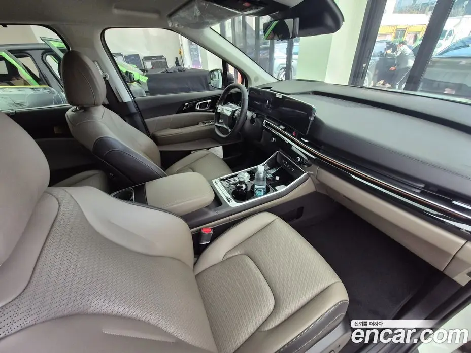 Kia Carnival 2026 1.6 автомат (гидро), фото 13