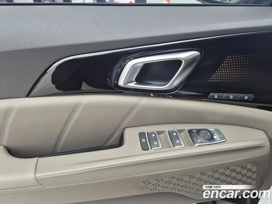 Kia Carnival 2026 1.6 автомат (гидро), фото 14