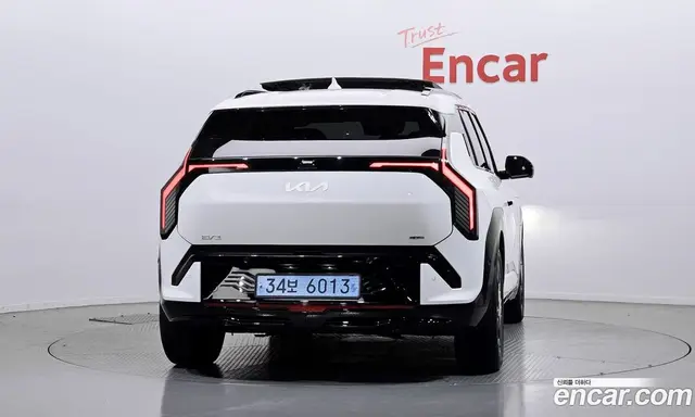 Kia EV3 2024 0.2 автомат (гидро), миниатюра 4