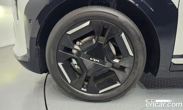 Kia EV3 2024 0.2 автомат (гидро), миниатюра 5