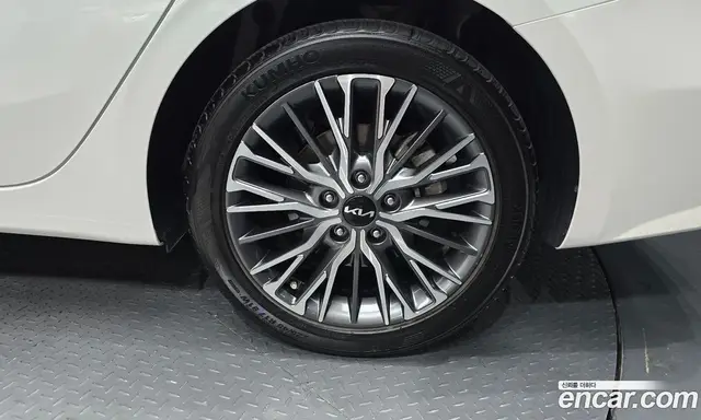 Kia K3 2022 1.6 автомат (гидро), миниатюра 7