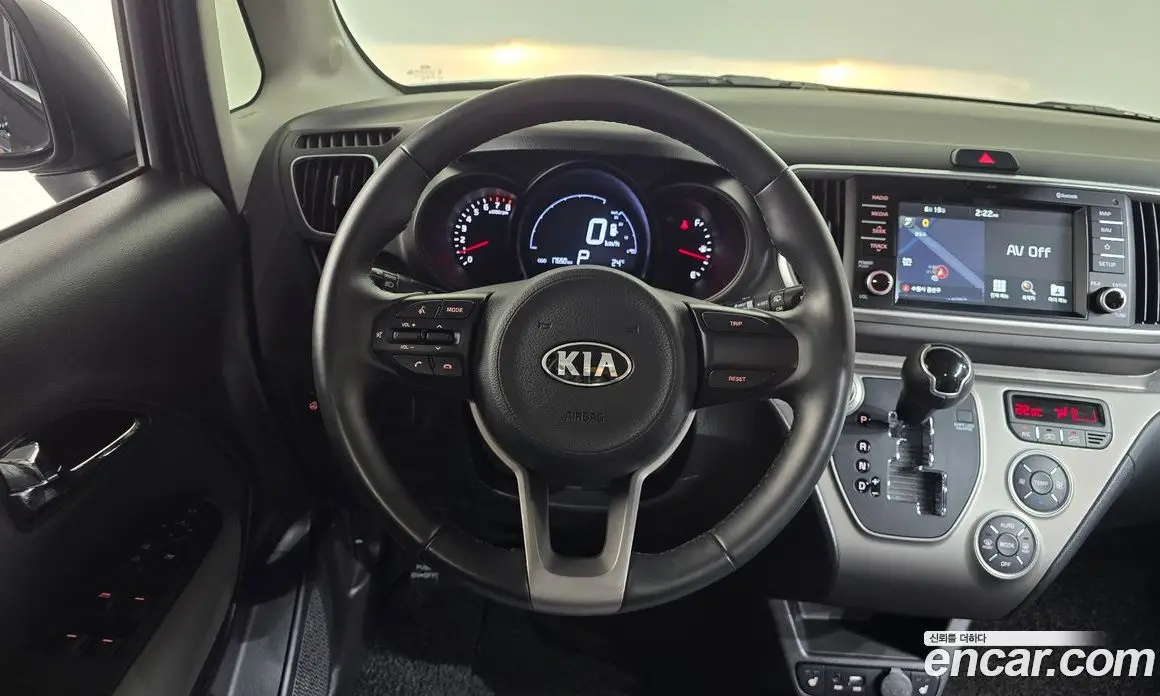 Kia Ray 2019 1.0 автомат (гидро), фото 20