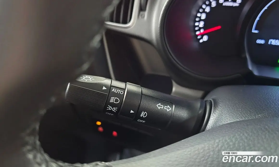 Kia Ray 2019 1.0 автомат (гидро), фото 30