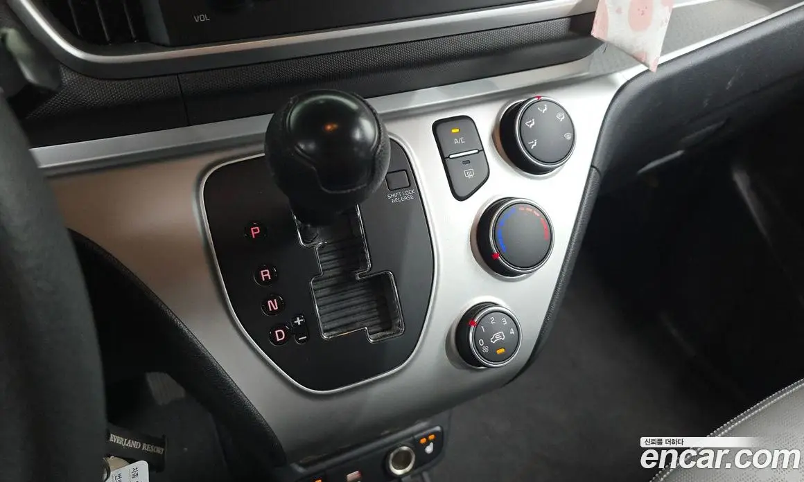 Kia Ray 2022 1.0 автомат (гидро), фото 11