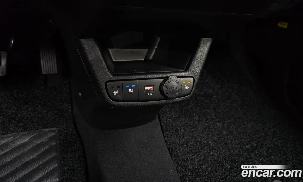 Kia Ray 2023 1.0 автомат (гидро), фото 17
