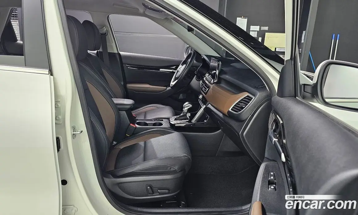 Kia Seltos 2020 1.6 автомат (гидро), фото 12