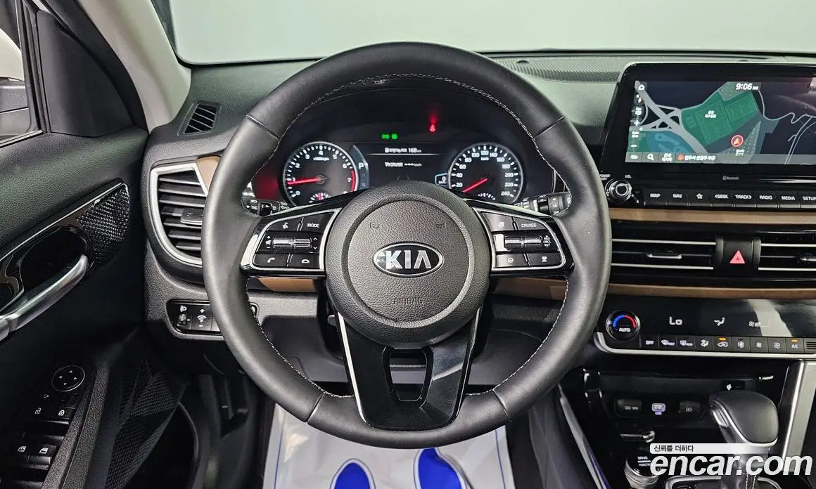 Kia Seltos 2020 1.6 автомат (гидро), фото 14