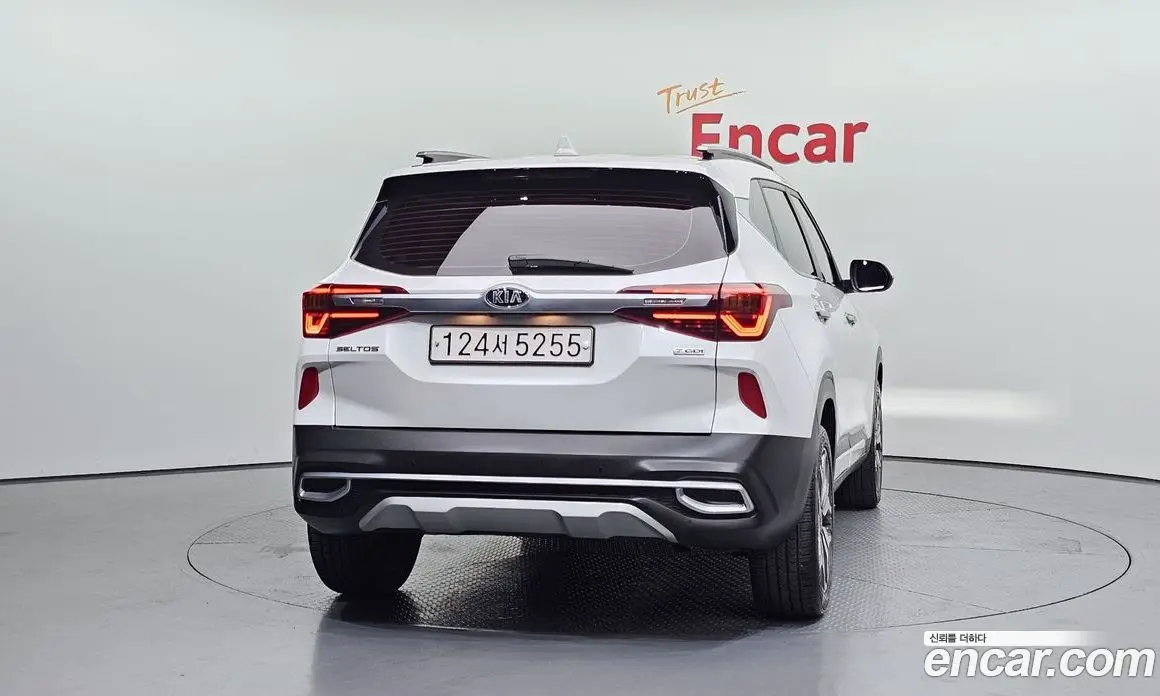 Kia Seltos 2020 1.6 автомат (гидро), фото 4