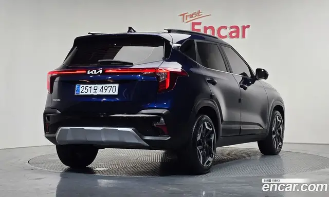 Kia Seltos 2023 1.6 автомат (гидро), миниатюра 2