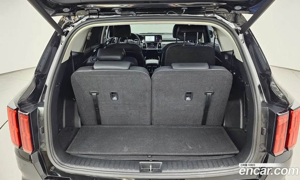 Kia Sorento 2023 2.2 автомат (гидро), фото 20