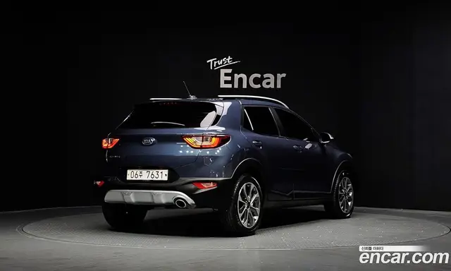Kia Stonic 2017 1.6 автомат (гидро), миниатюра 2