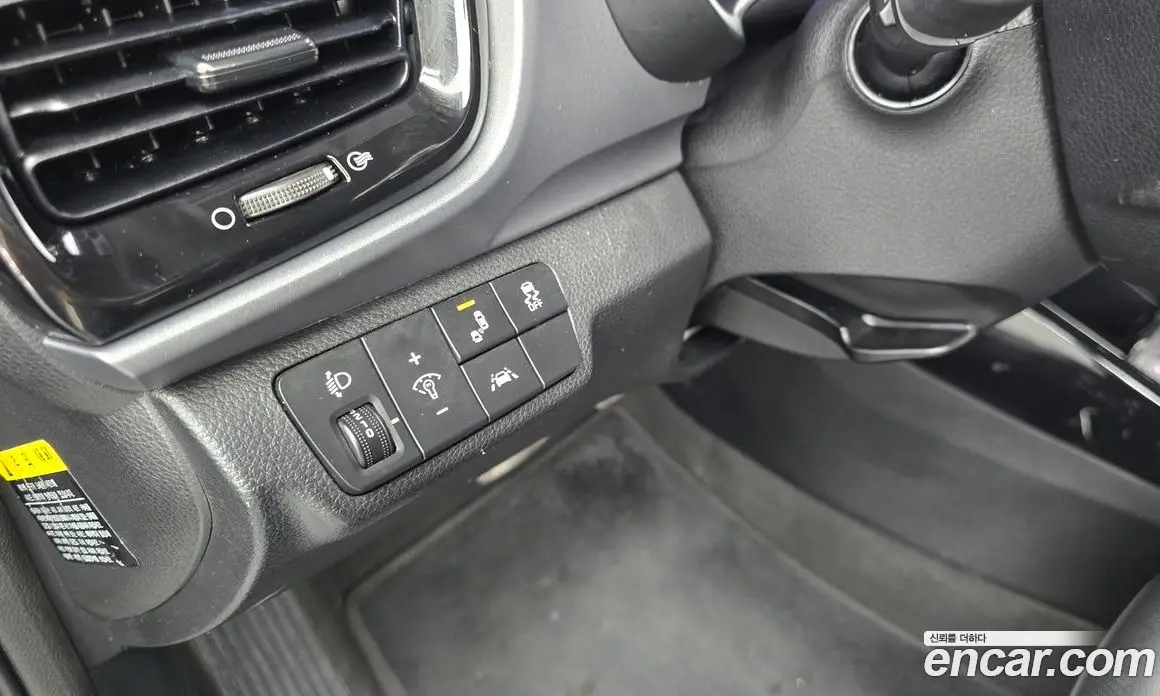 Kia Stonic 2017 1.6 автомат (гидро), фото 24
