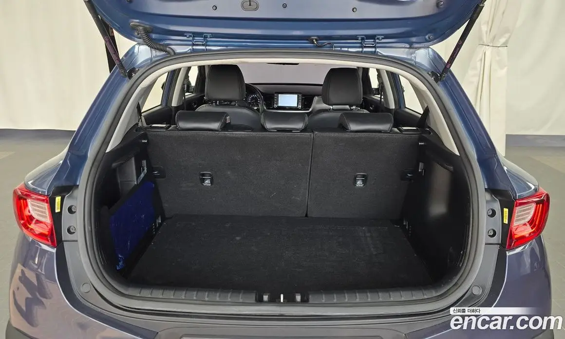 Kia Stonic 2017 1.6 автомат (гидро), фото 26