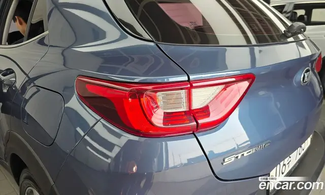Kia Stonic 2017 1.6 автомат (гидро), миниатюра 9
