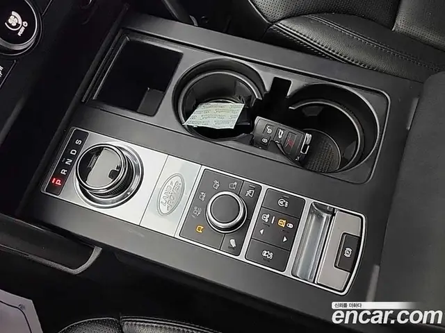 Land Rover Discovery 2020 3.0 автомат (гидро), миниатюра 8