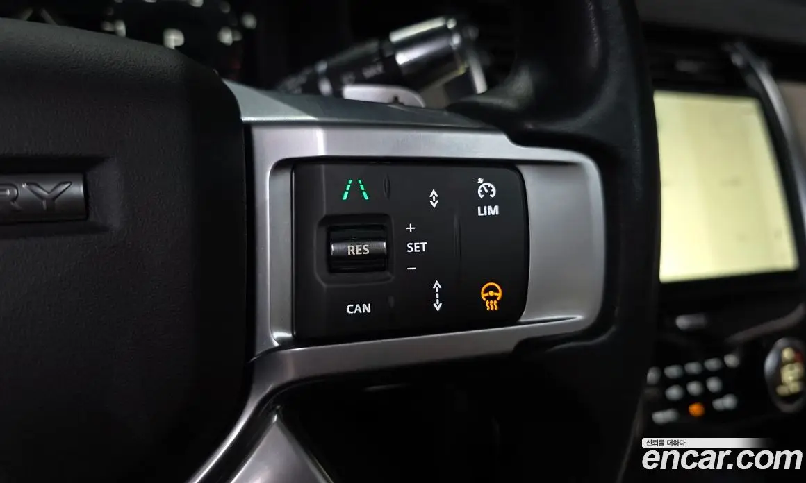 Land Rover Discovery 2022 3.0 автомат (гидро), фото 16