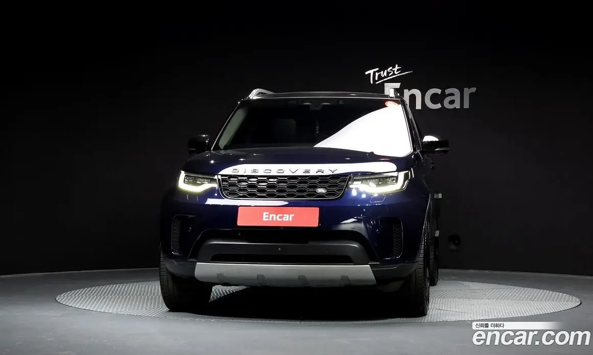 Land Rover Discovery 2022 3.0 автомат (гидро), фото 3