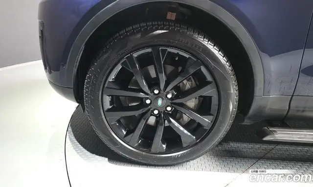 Land Rover Discovery 2022 3.0 автомат (гидро), миниатюра 5