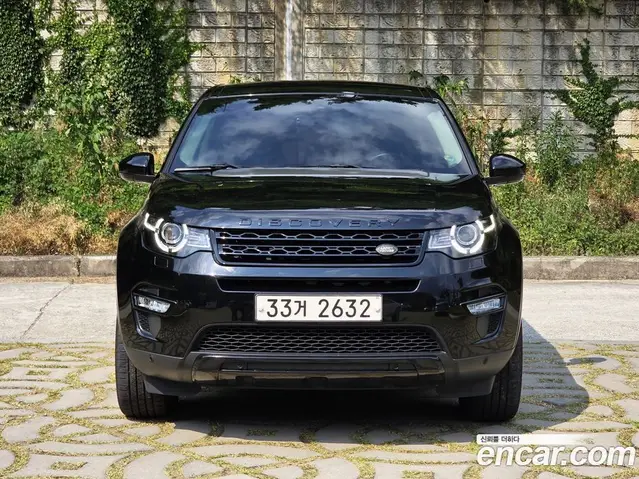 Land Rover Discovery Sport 2016 2.0 автомат (гидро), миниатюра 2