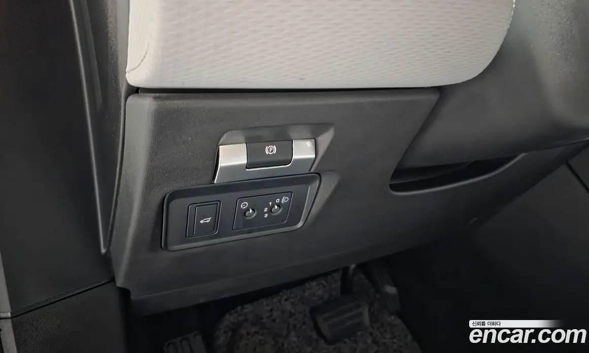 Land Rover Range Rover Evoque 2021 2.0 автомат (гидро), фото 20