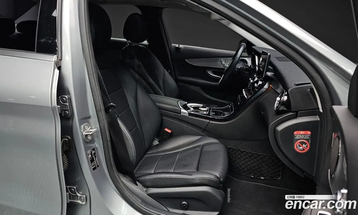 Mercedes-Benz C-Class 2016 2.1 гидро, фото 12 Mercedes-Benz C-Class 2016 2.1 гидро, фото 12