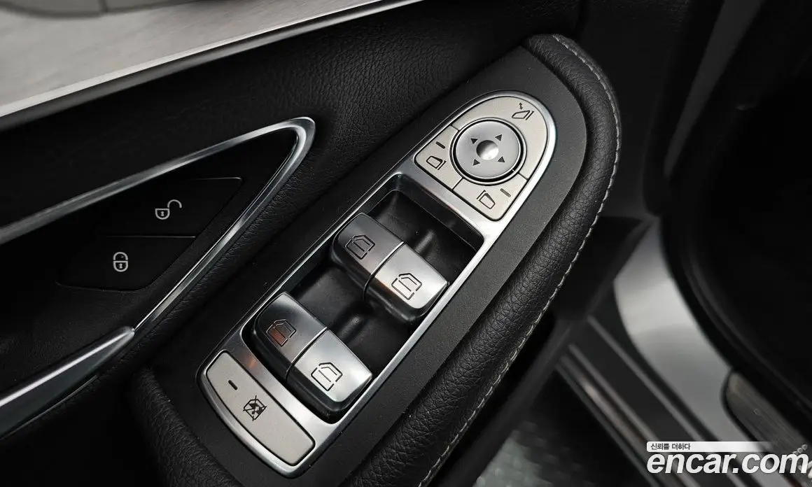 Mercedes-Benz C-Class 2016 2.1 гидро, фото 17 Mercedes-Benz C-Class 2016 2.1 гидро, фото 17