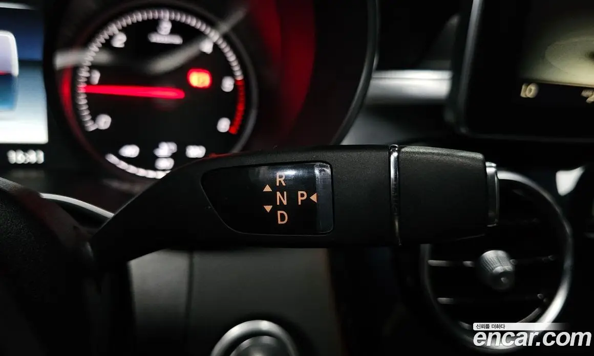 Mercedes-Benz C-Class 2016 2.1 гидро, фото 9 Mercedes-Benz C-Class 2016 2.1 гидро, фото 9