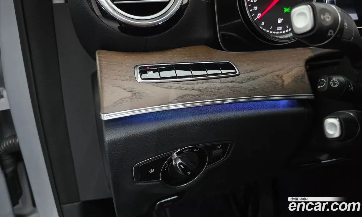 Mercedes-Benz E-Class 2018 1.9 гидро, фото 24 Mercedes-Benz E-Class 2018 1.9 гидро, фото 24