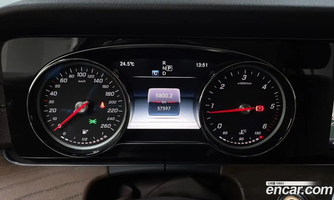 Mercedes-Benz E-Class 2018 1.9 гидро, фото 11 Mercedes-Benz E-Class 2018 1.9 гидро, фото 11