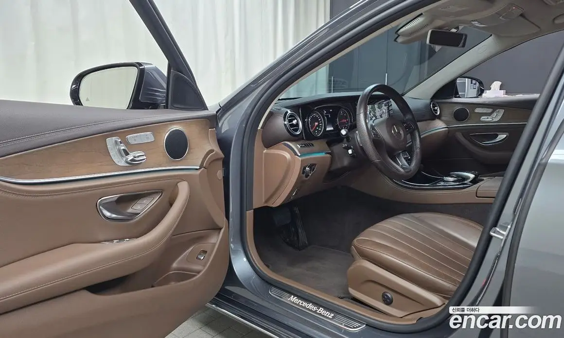 Mercedes-Benz E-Class 2018 1.9 гидро, фото 13 Mercedes-Benz E-Class 2018 1.9 гидро, фото 13