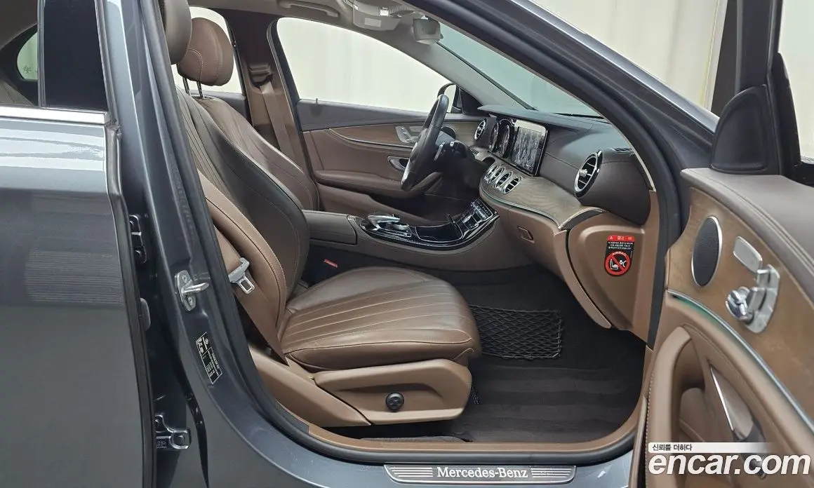Mercedes-Benz E-Class 2018 1.9 гидро, фото 16 Mercedes-Benz E-Class 2018 1.9 гидро, фото 16