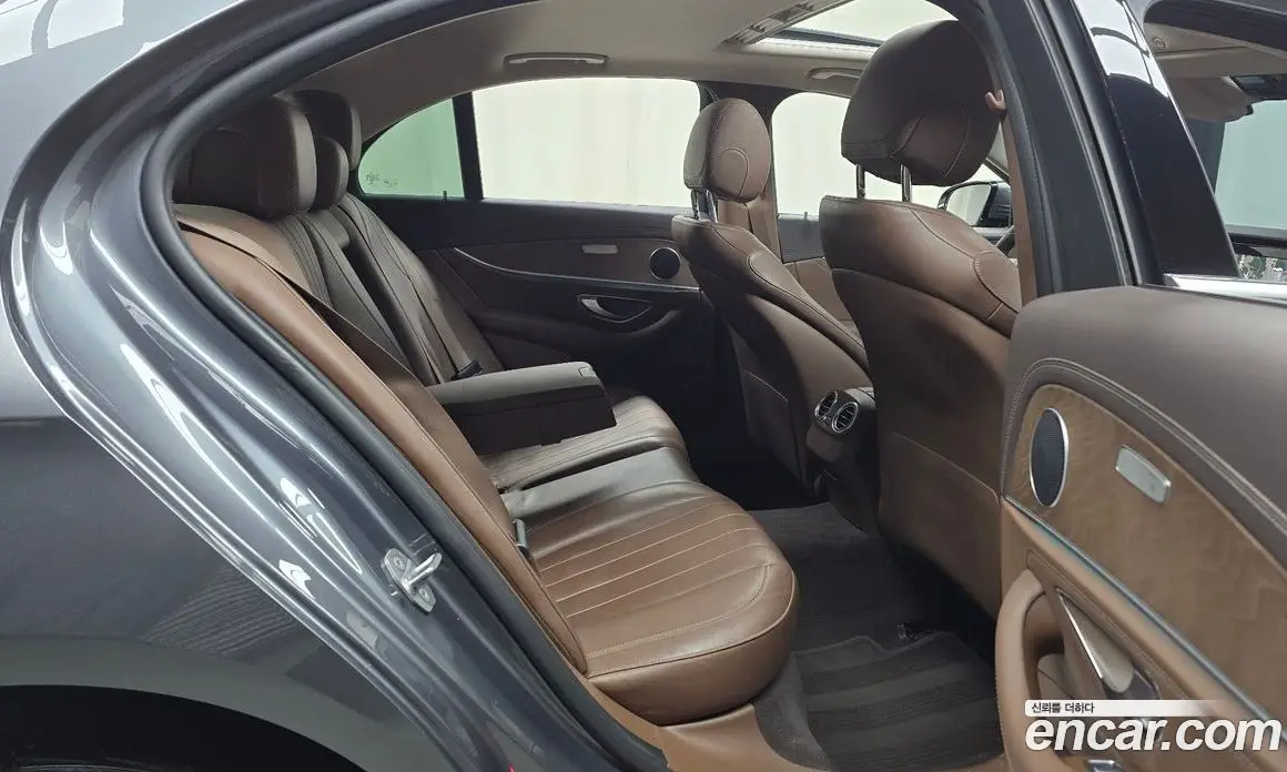 Mercedes-Benz E-Class 2018 1.9 гидро, фото 17 Mercedes-Benz E-Class 2018 1.9 гидро, фото 17