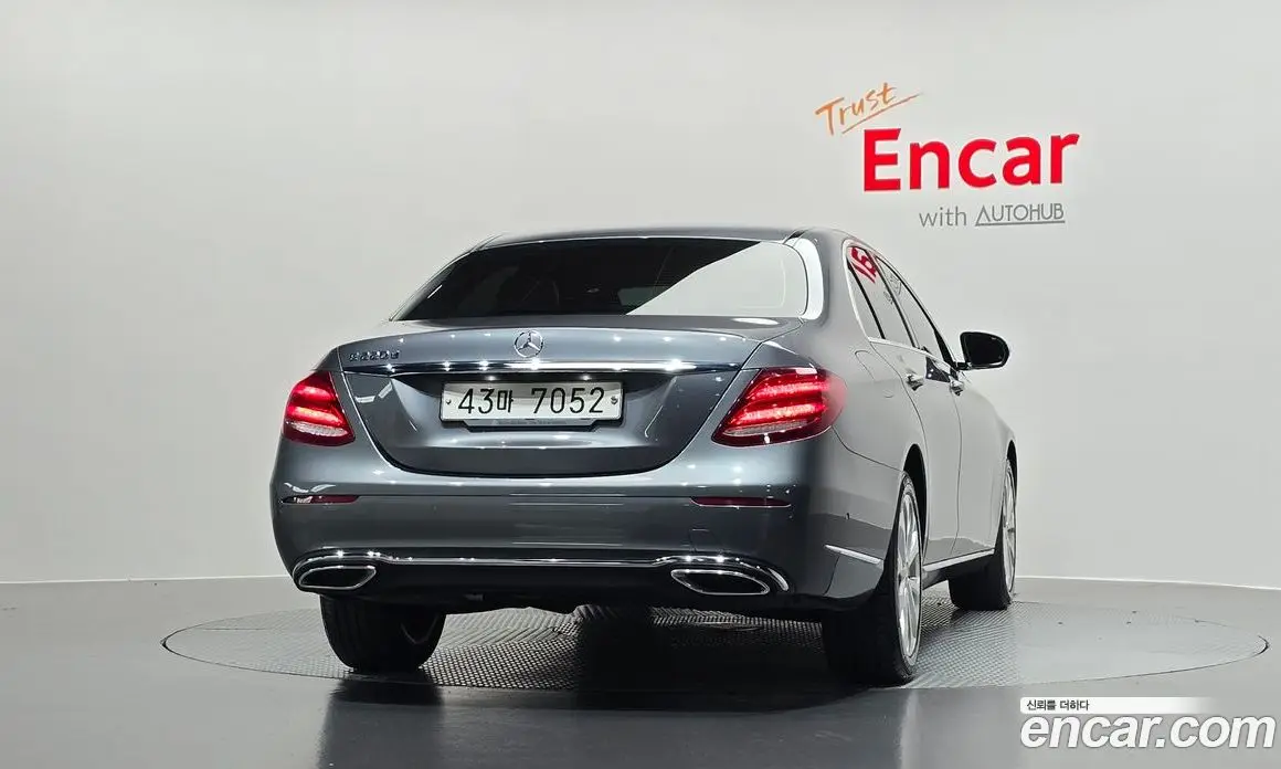 Mercedes-Benz E-Class 2018 1.9 гидро, фото 4 Mercedes-Benz E-Class 2018 1.9 гидро, фото 4