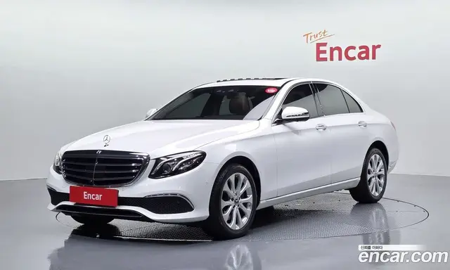 Mercedes-Benz E-Class, 2018, 61 436 км