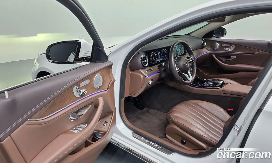 Mercedes-Benz E-Class 2018 2.0 гидро, фото 13 Mercedes-Benz E-Class 2018 2.0 гидро, фото 13
