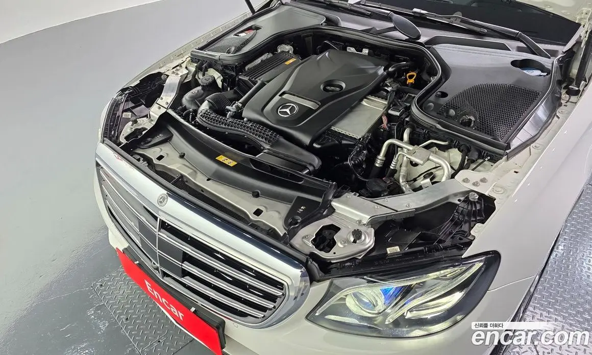 Mercedes-Benz E-Class 2018 2.0 гидро, фото 6 Mercedes-Benz E-Class 2018 2.0 гидро, фото 6