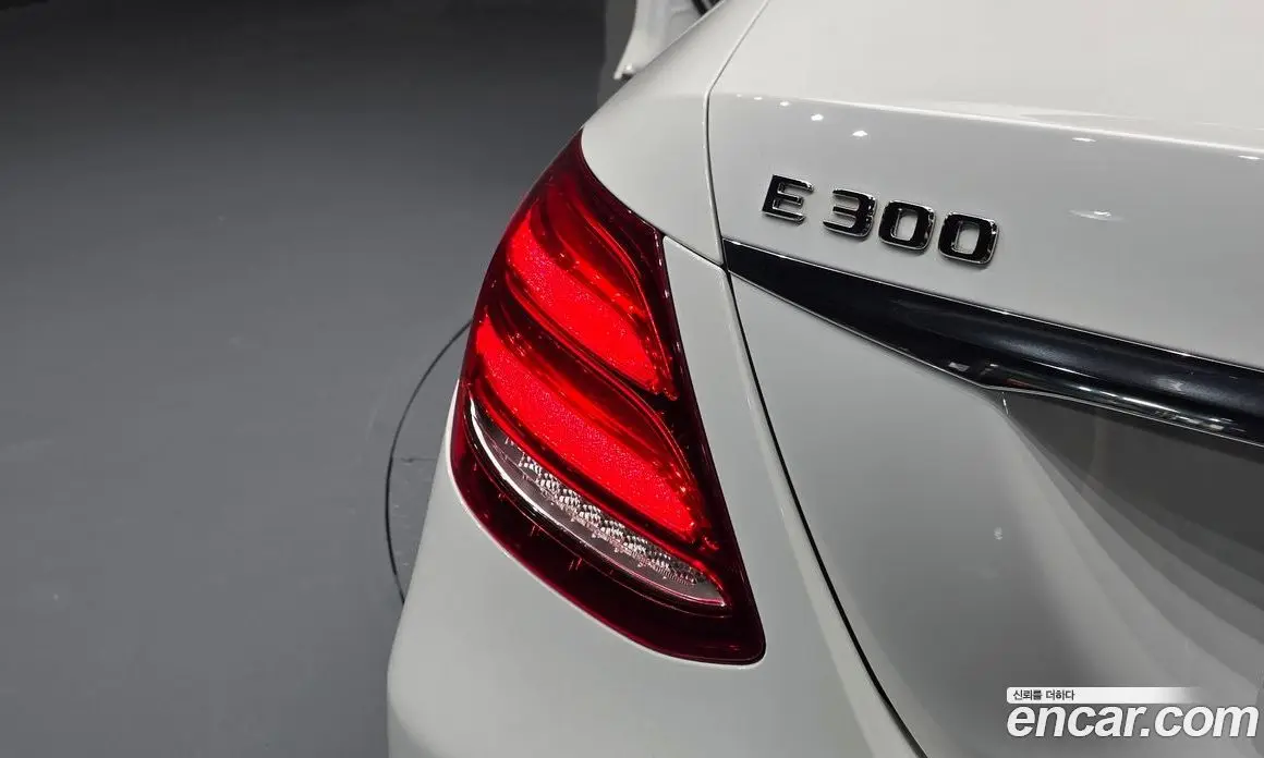 Mercedes-Benz E-Class 2018 2.0 гидро, фото 9 Mercedes-Benz E-Class 2018 2.0 гидро, фото 9