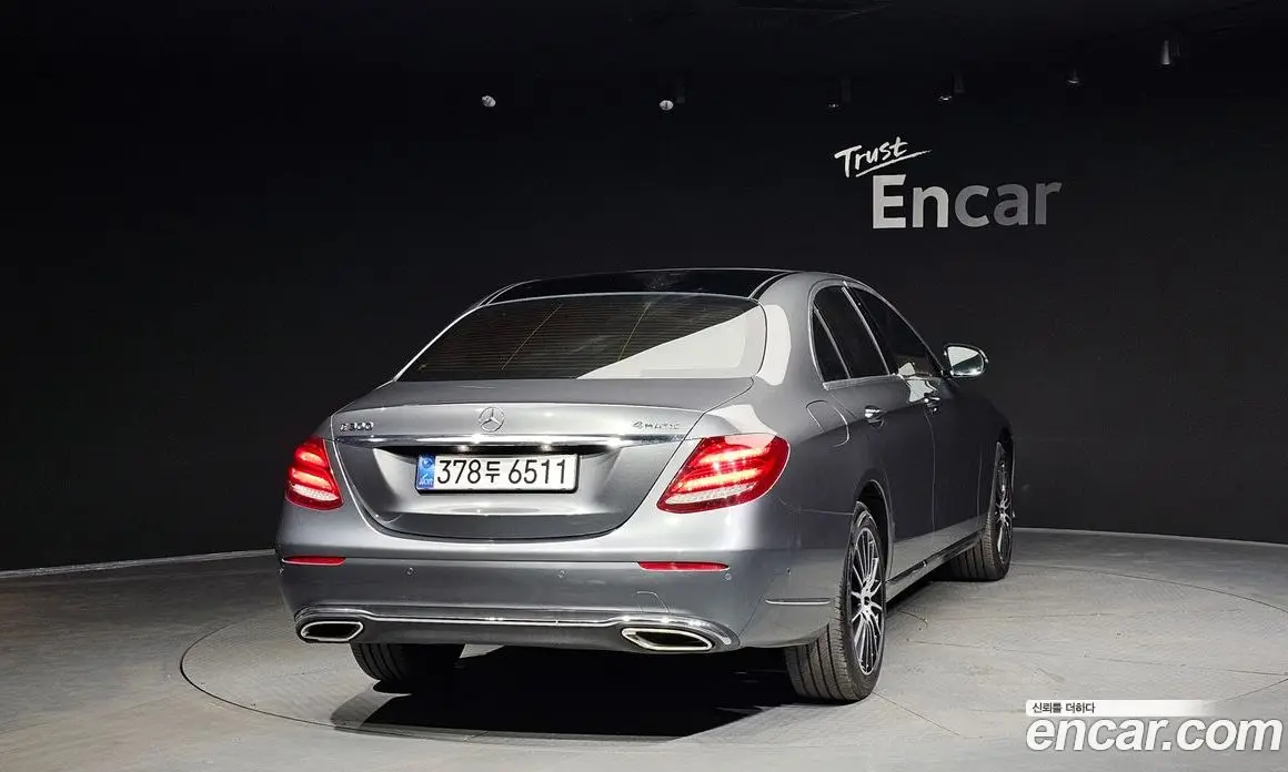 Mercedes-Benz E-Class 2019 2.0 автомат (гидро), фото 4