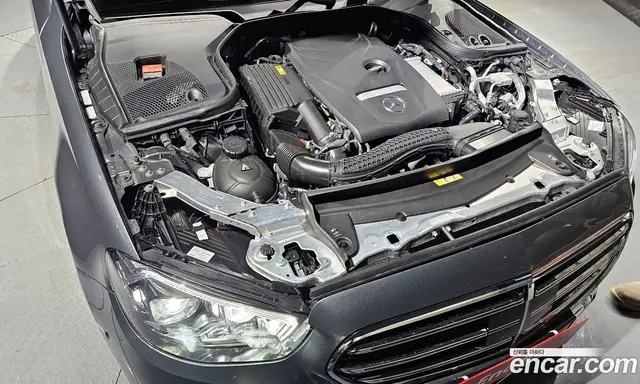 Mercedes-Benz E-Class 2019 2.0 автомат (гидро), миниатюра 6