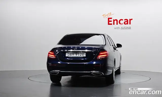 Mercedes-Benz E-Class 2019 2.0 гидро, миниатюра 4 Mercedes-Benz E-Class 2019 2.0 гидро, миниатюра 4