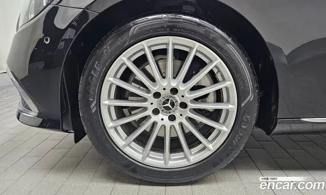Mercedes-Benz E-Class 2021 2.0 гидро, миниатюра 5 Mercedes-Benz E-Class 2021 2.0 гидро, миниатюра 5