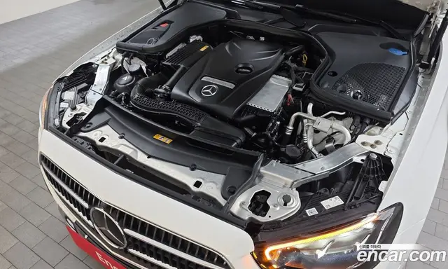 Mercedes-Benz E-Class 2023 2.0 гидро, миниатюра 6 Mercedes-Benz E-Class 2023 2.0 гидро, миниатюра 6