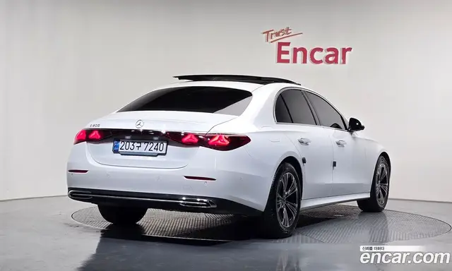 Mercedes-Benz E-Class 2024 2.0 гидро, миниатюра 2 Mercedes-Benz E-Class 2024 2.0 гидро, миниатюра 2