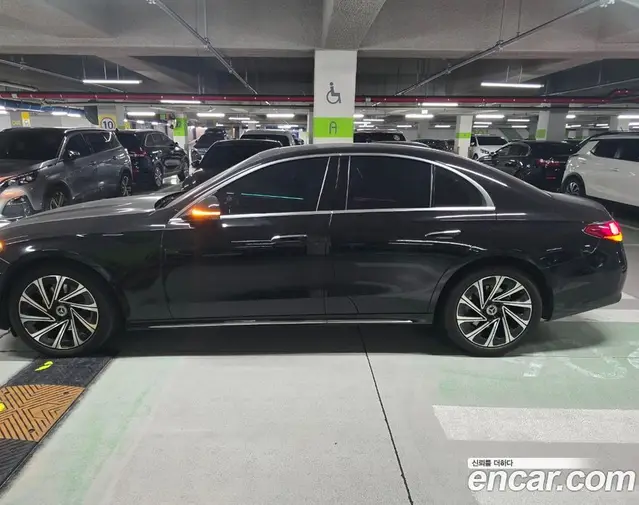Mercedes-Benz E-Class 2024 2.0 гидро, миниатюра 4 Mercedes-Benz E-Class 2024 2.0 гидро, миниатюра 4