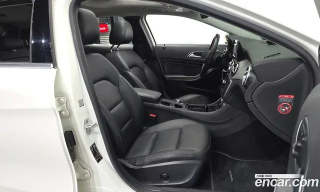 Mercedes-Benz GLA-Class 2015 2.1 гидро, миниатюра 11 Mercedes-Benz GLA-Class 2015 2.1 гидро, миниатюра 11